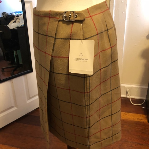 Liz Claiborne plaid wool skirt 6 - Picture 3 of 5